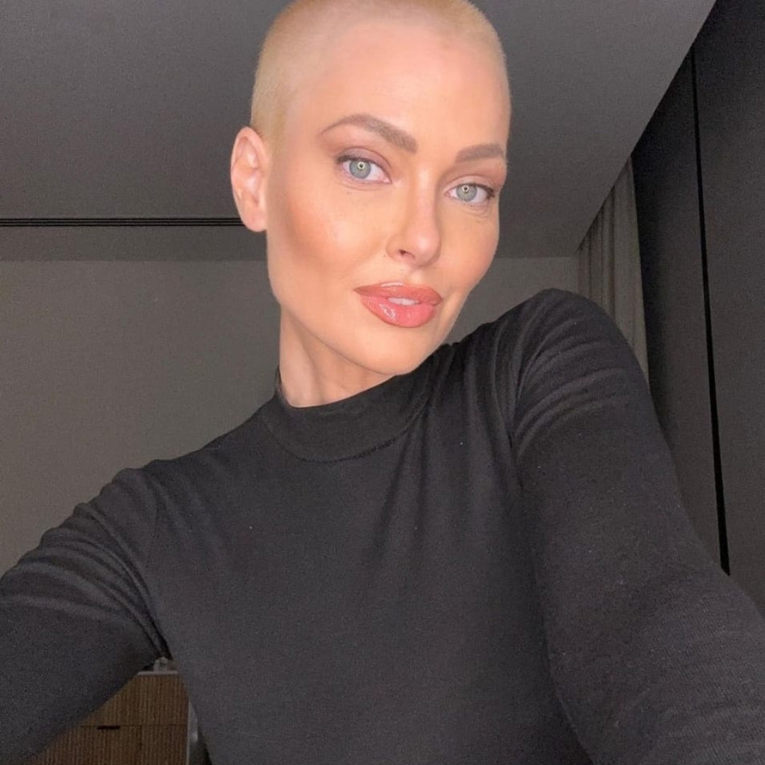 Caroline receveur, un symbole de résilience face au cancer du sein