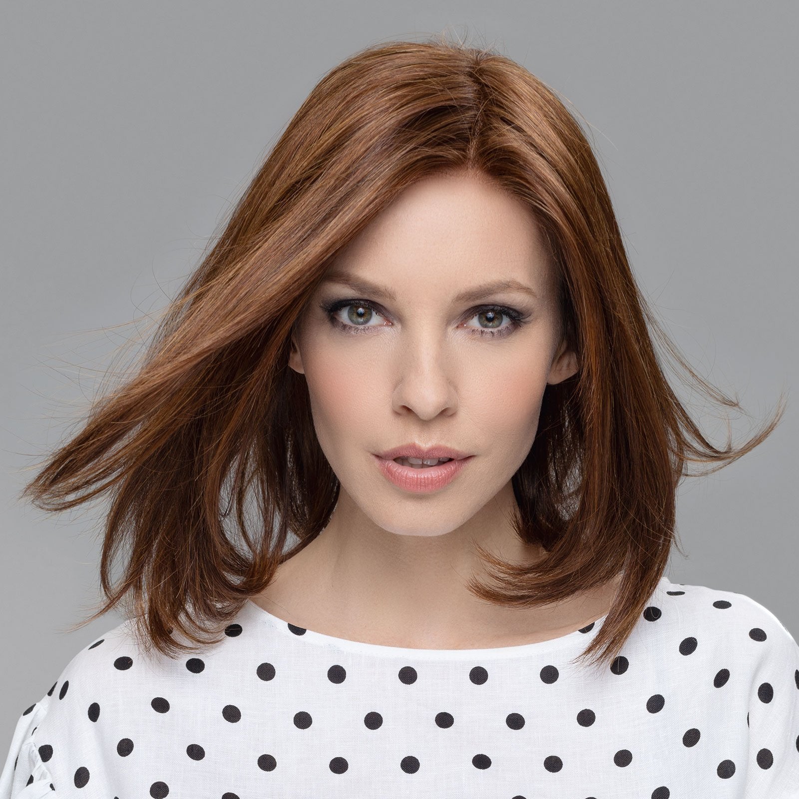 Cheveux semi-naturels