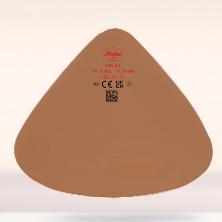 Prothèse mammaire externe Valance pour les peaux foncées