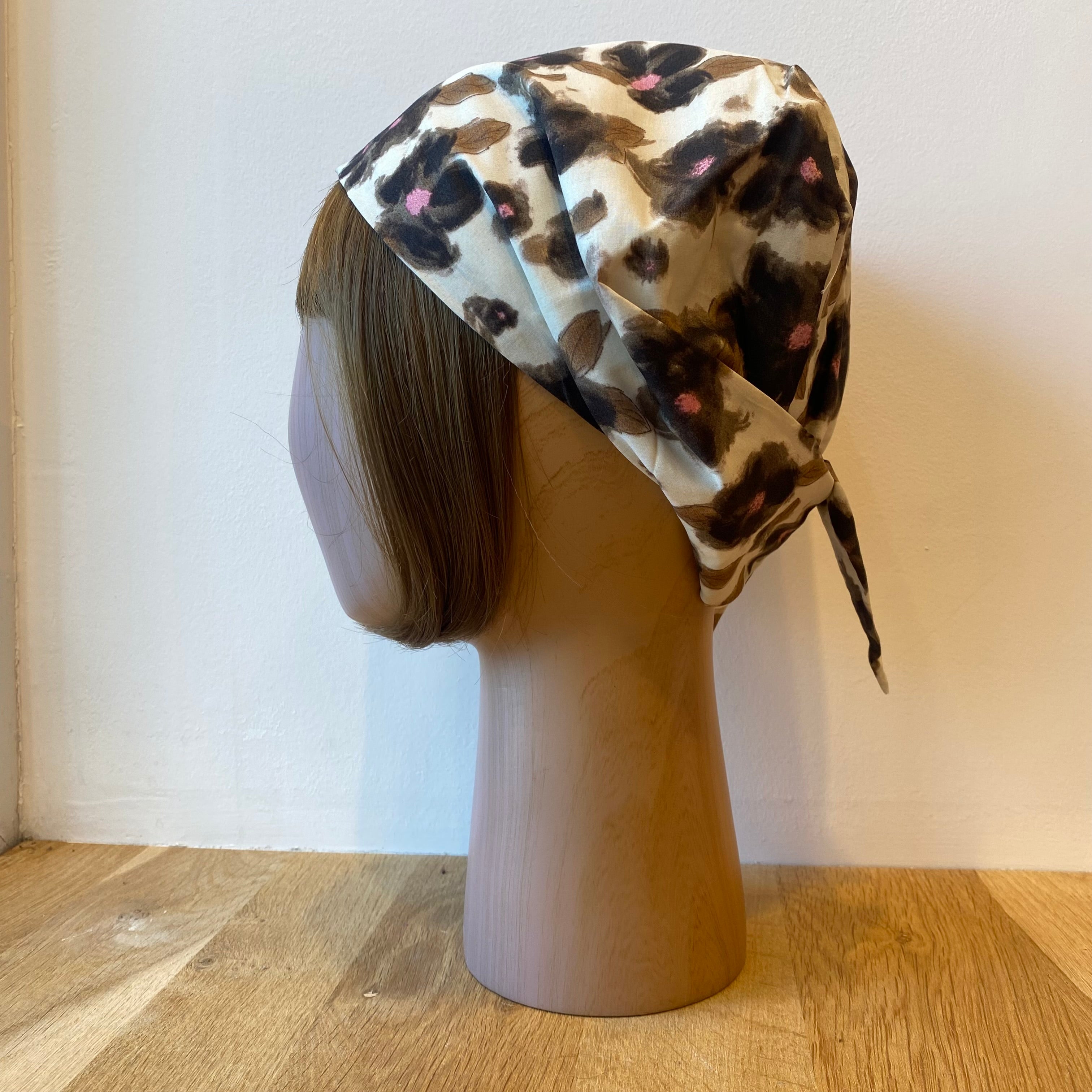 Bandana Misu Flower Cream
