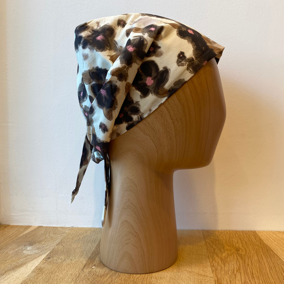 Bandana Misu Flower Cream